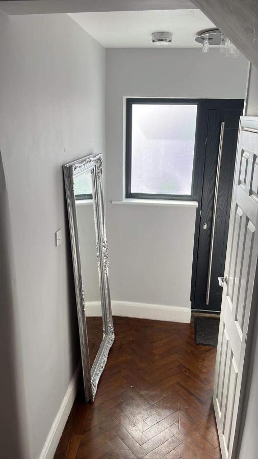 Home From Home Cosy B&B London Ngoại thất bức ảnh