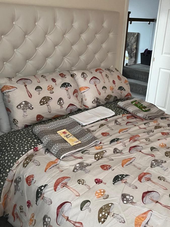 Home From Home Cosy B&B London Ngoại thất bức ảnh