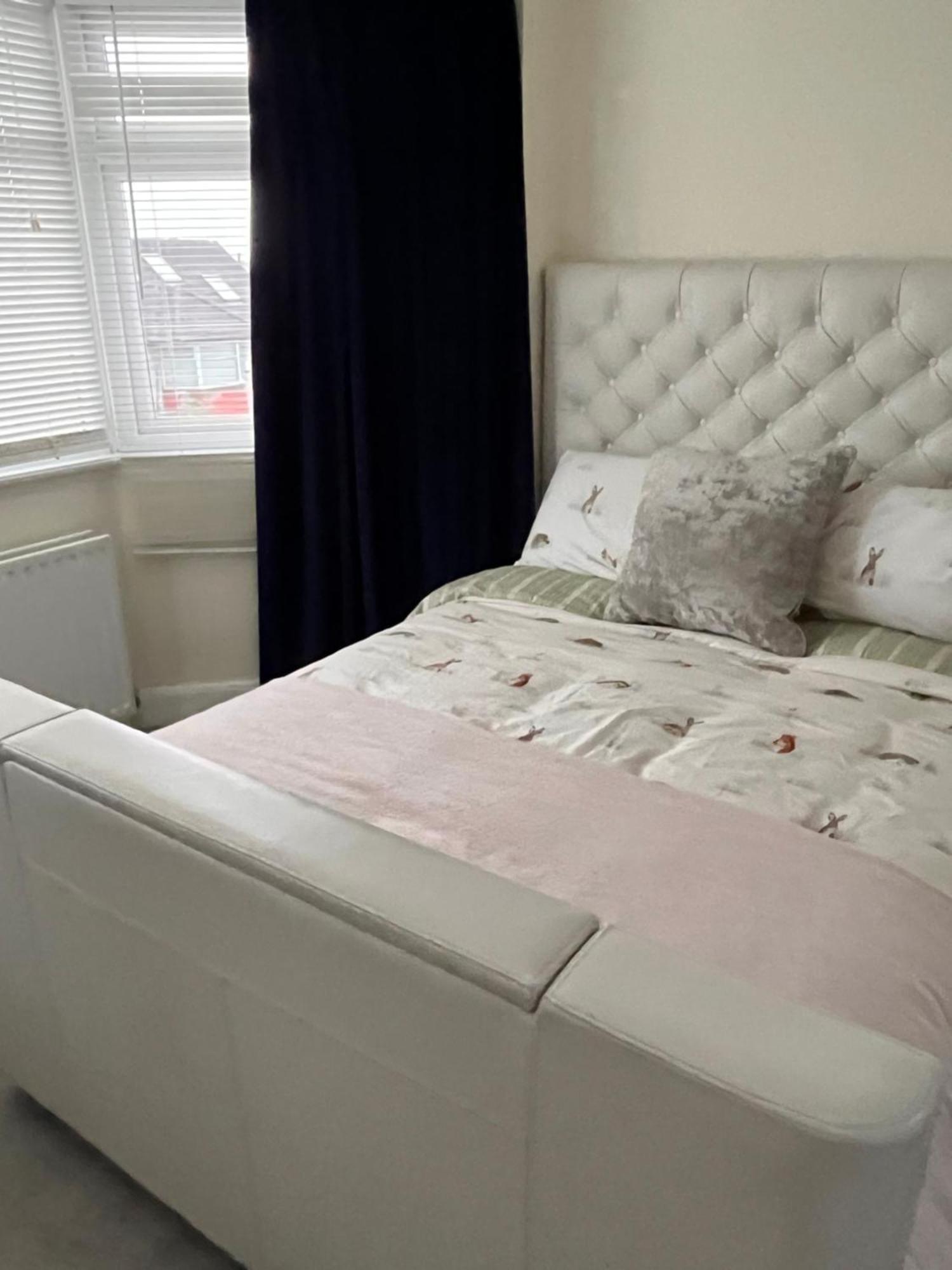 Home From Home Cosy B&B London Ngoại thất bức ảnh