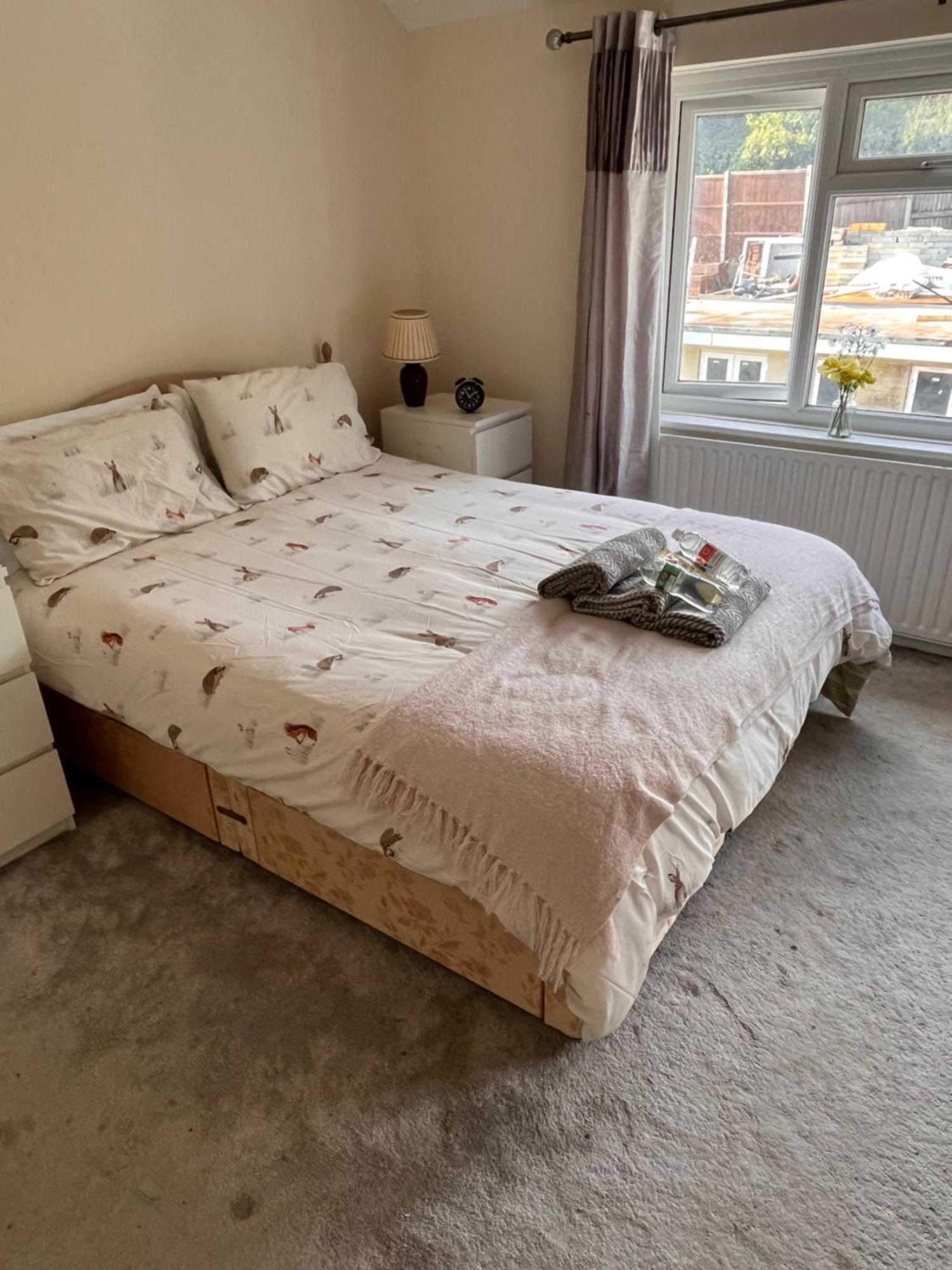 Home From Home Cosy B&B London Ngoại thất bức ảnh